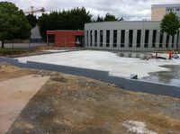 avant pose ossature bois pour projet d'extension de l'cole de Bouguenais (44), avec Termiblack gris